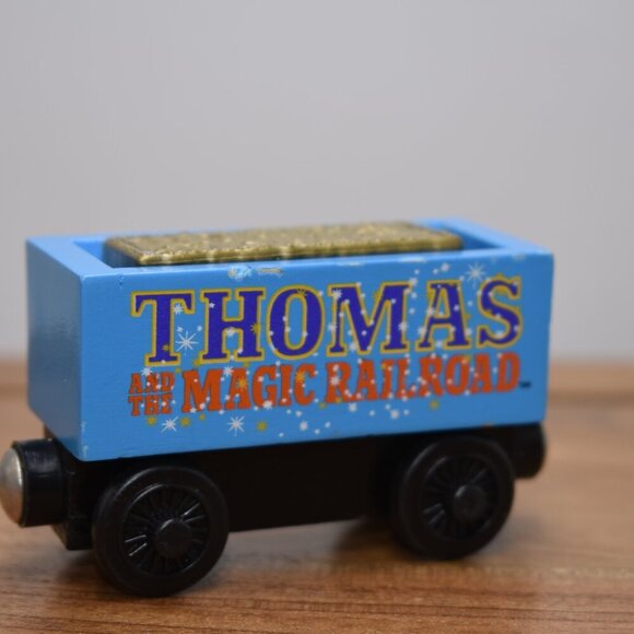Magic Railroad Blue Cargo Car Thomas & Friends Wooden Railway Trains 2000 - Picture 5 of 6
